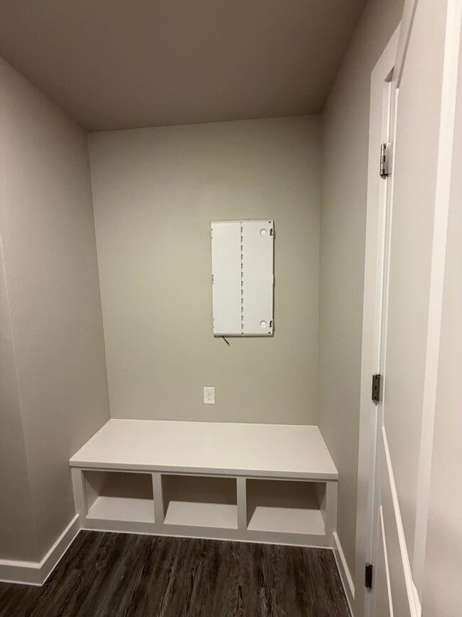 Building Photo - Brand New 3 Bed, 2 Bath Home | Pre-Leasing for April 1