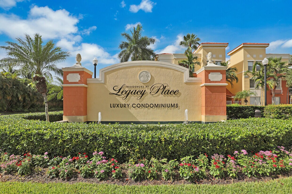Foto principal - 11025 Legacy Blvd