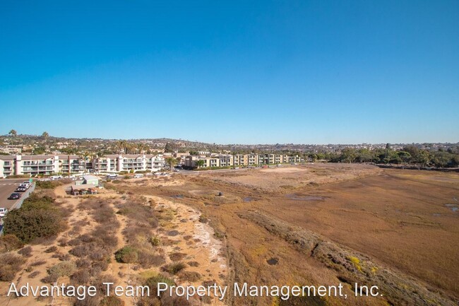 Building Photo - 4015 Crown Point Dr