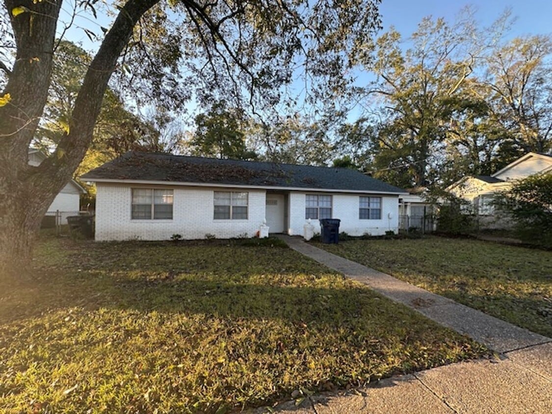 Foto principal - 2005 20th St