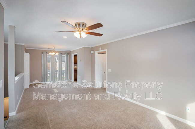Building Photo - 1705 Granville Rd