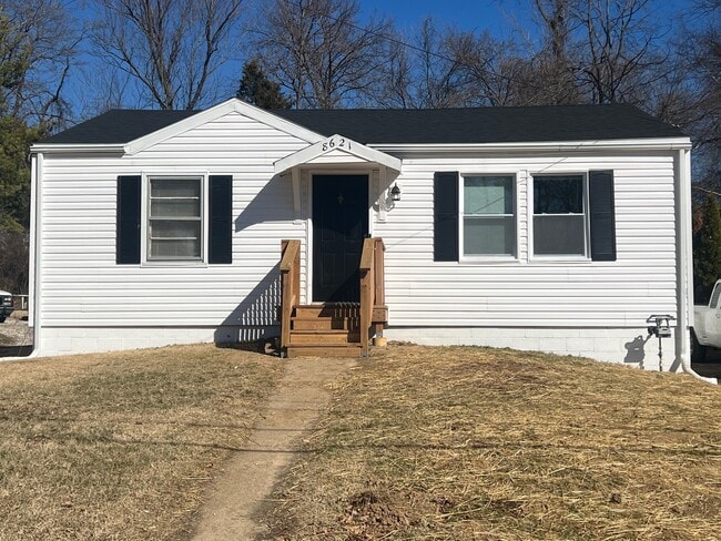 Building Photo - 8621 North Ave