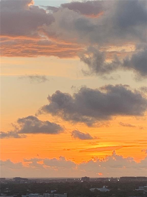 Foto del edificio - 345 Bayshore Blvd