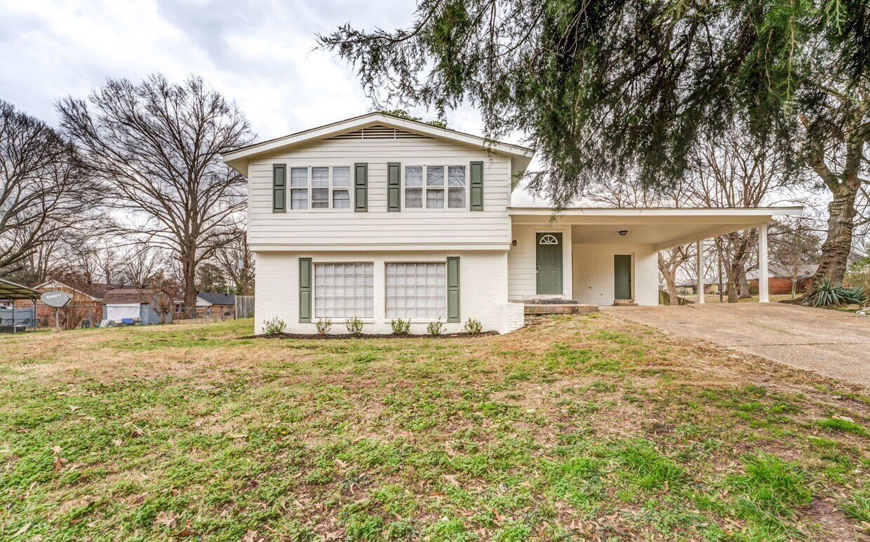 Photo - 3240 Debby St