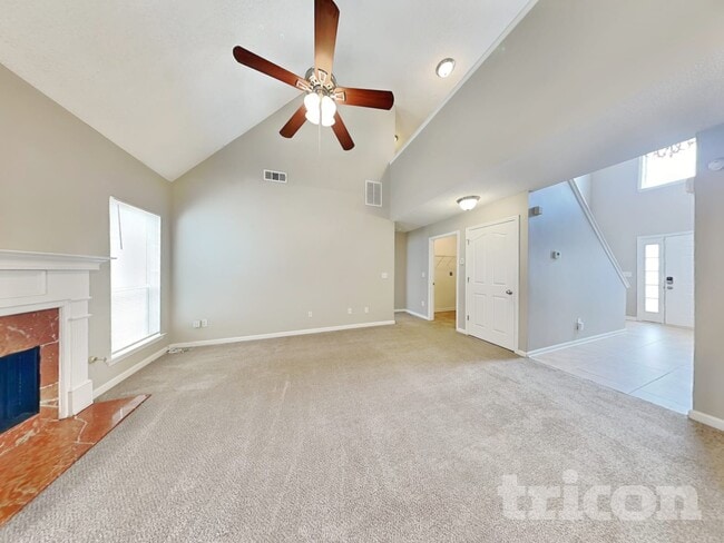 Foto del edificio - 427 Gresham Dr