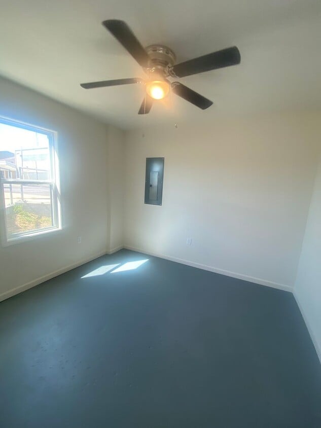 Foto principal - Remodeled 2bed/1bath near Industrial Park!