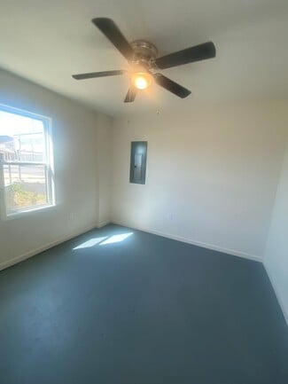 Building Photo - 4800 E Nettleton Ave