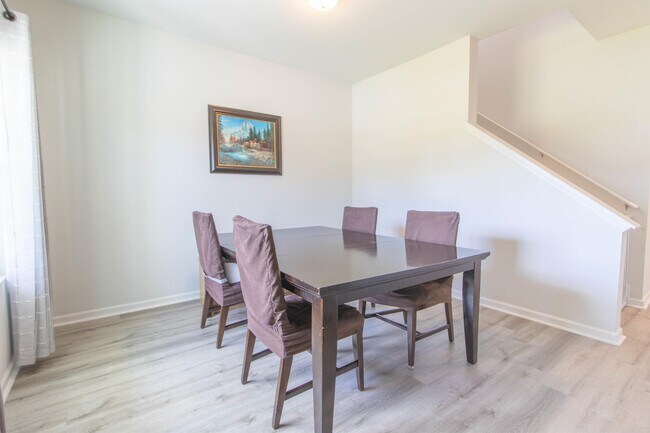 Building Photo - 65 Castaway Ct
