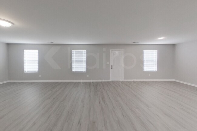 Foto del edificio - 217 Sky Hawk Ln