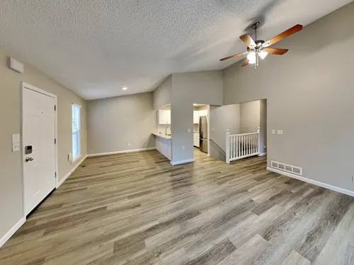 Building Photo - 17752 E Bethany Dr