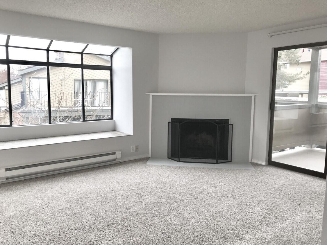 4900 200th St SW Unit C 201, Lynnwood, WA 98036 Condo for Rent in