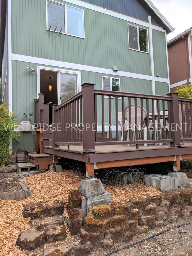 Foto del edificio - 519 SW 207th Ave