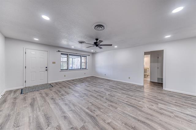 Foto del edificio - 117 N Dubellette St