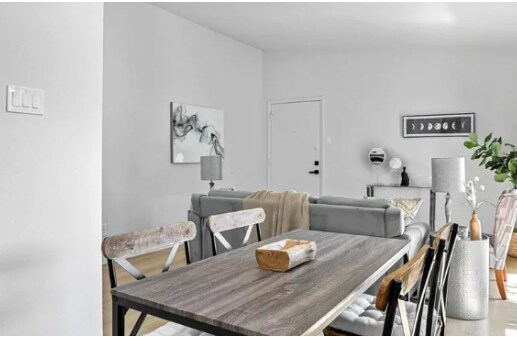 Photo - 2627 Douglas Ave Apartment