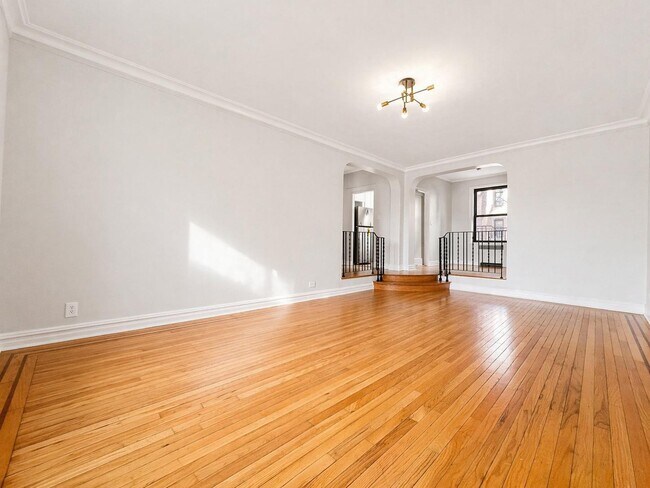 Foto del edificio - 135 W 225th St