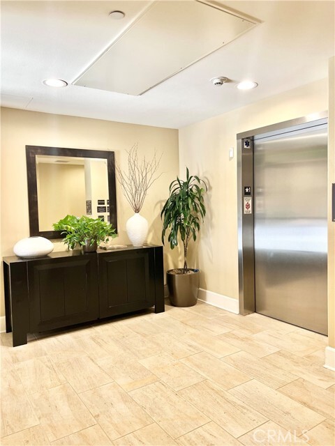 Building Photo - 23500 Park Sorrento