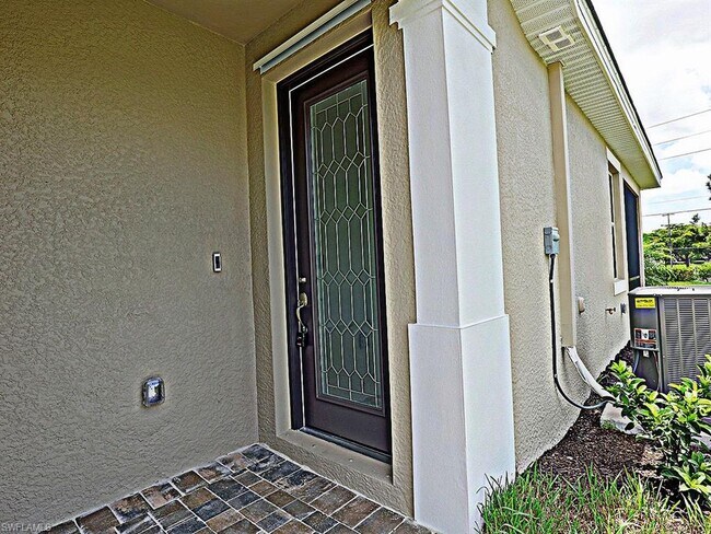 Foto del edificio - 4320 Lemongrass Dr