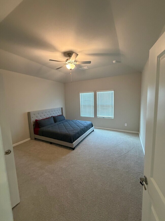 Building Photo - 3419 Copperwood Dr