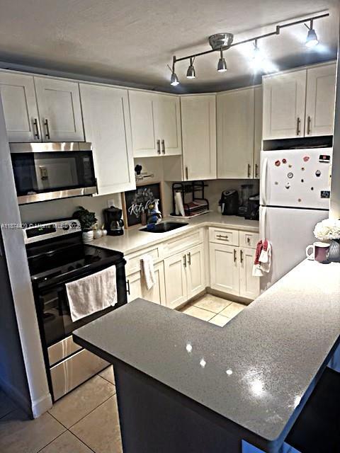 Building Photo - 15540 SW 80th St