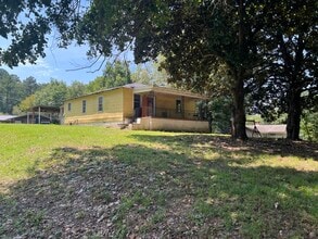 Building Photo - 3200 Eulaton Rd