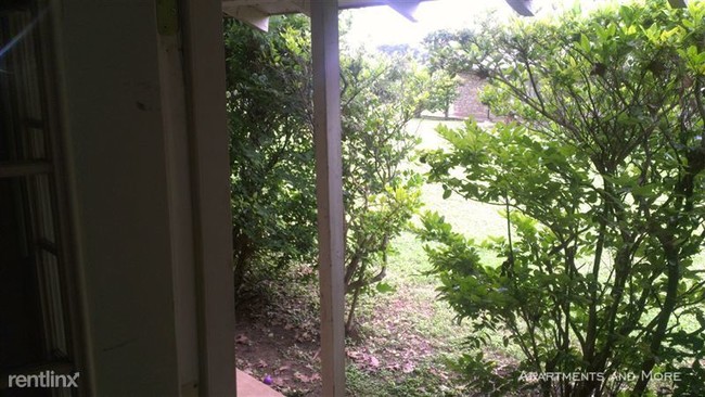 Foto del edificio - 84 Quail Run Rd