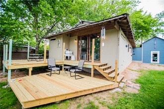 Building Photo - 2713 Sweeney Ln