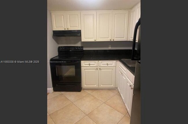 Foto del edificio - 8301 SW 142nd Ave
