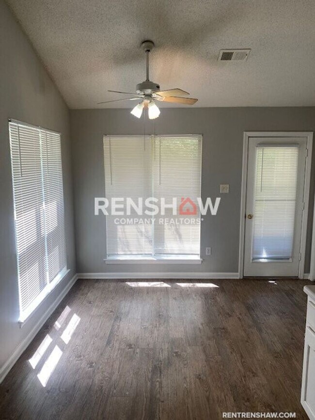 Foto del edificio - Beautiful Southaven Renovated Home Availab...