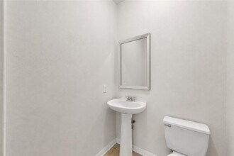 Building Photo - 1443 Meadowhigh Ln