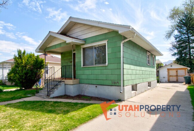 Photo - 1319 S Roberta St House