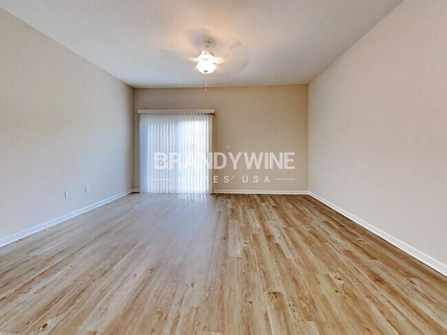 Foto del edificio - NEW Lower Rental Rate Leasing Special: Mar...