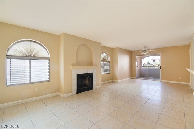 Foto del edificio - 7570 W Flamingo Rd