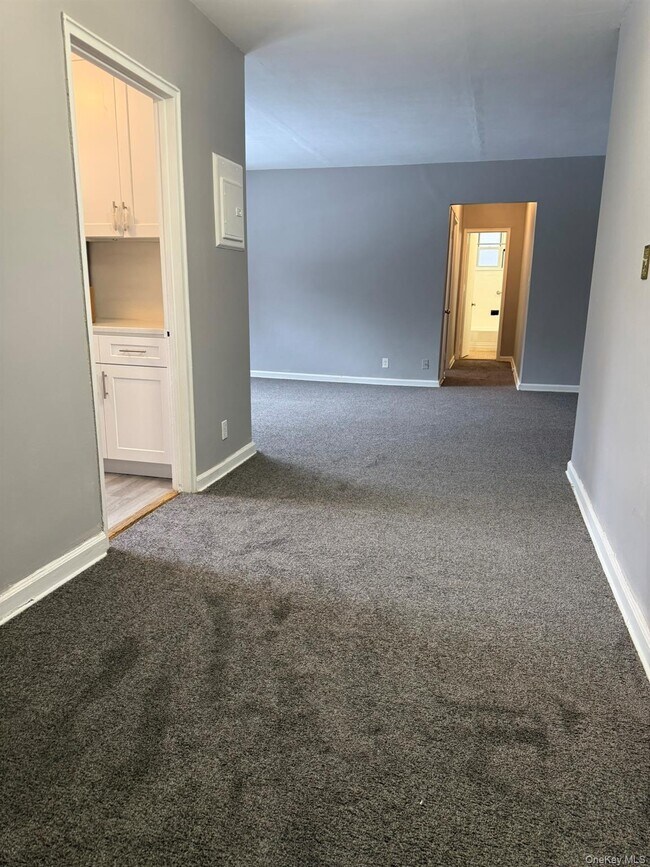 Foto del edificio - 175 Bryant Ave