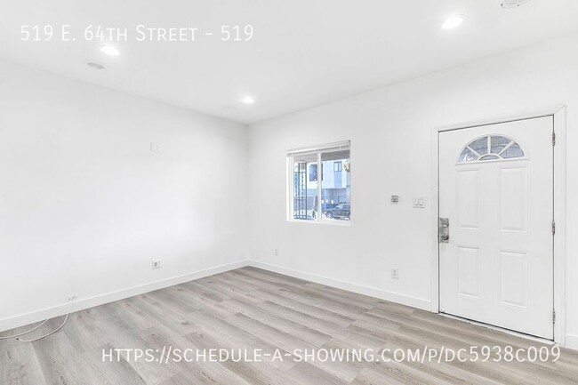 Foto del edificio - 519 E 64th St