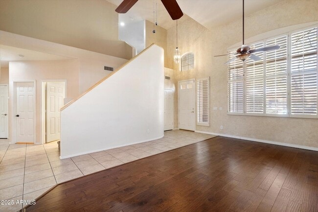 Building Photo - 4823 E Barwick Dr