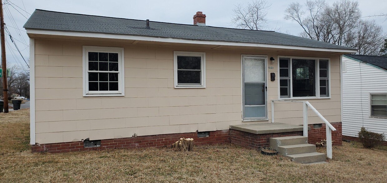Foto principal - 3 Bedroom 1 Bathroom House!