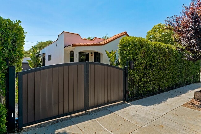 gated - 8978 Norma Pl