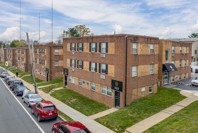 Foto del edificio - Domino Lane Apartments