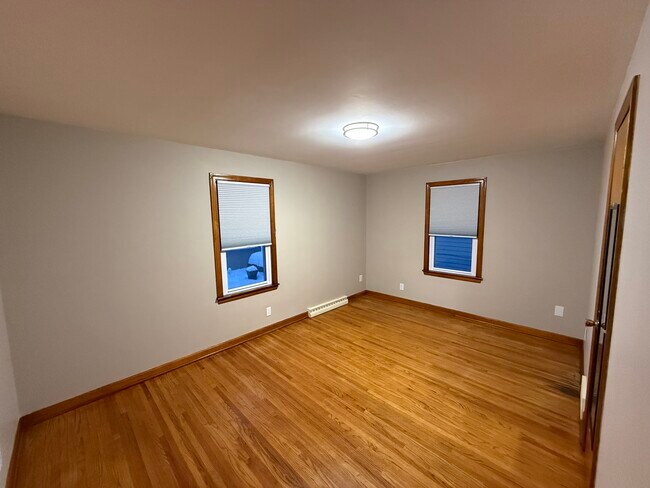 Dormitorio 1 - 729 Ruie Rd