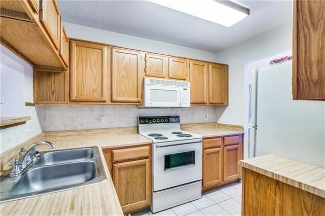 Foto del edificio - 637 Carriagehouse Ln