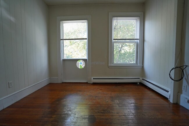 Foto del edificio - 1 Ashford Ct