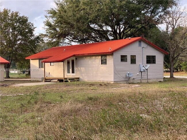 Foto del edificio - 2225 N Unicorn Rd