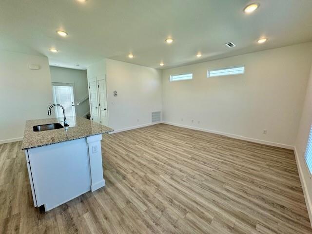 Photo - 661 St Charles Pl House