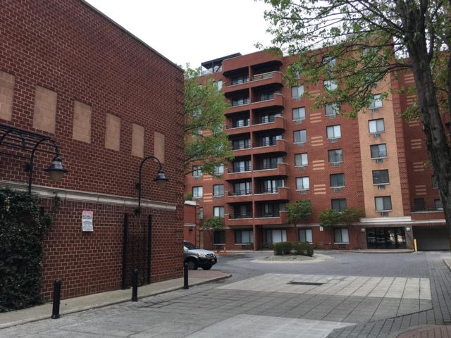 Primary Photo - 13702 Northern Blvd