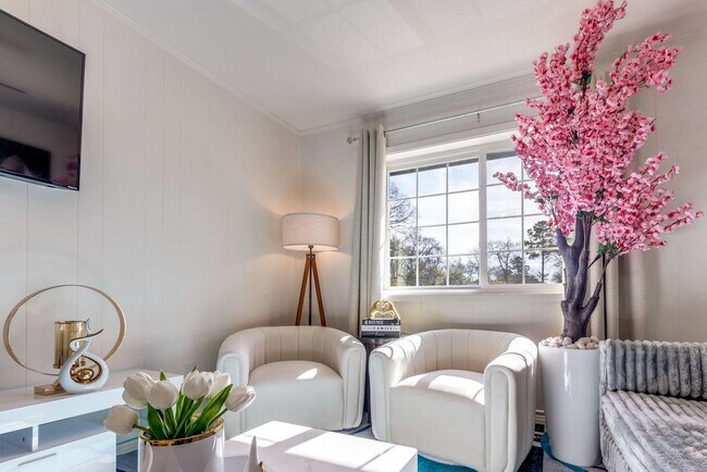 Foto del edificio - 220 Mitchell St