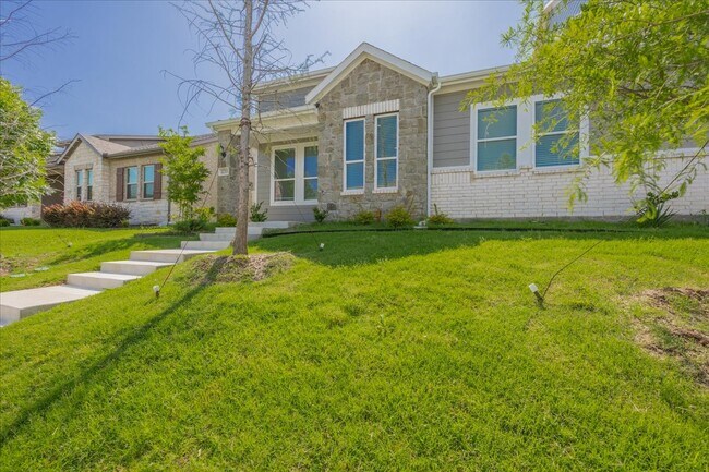 Building Photo - 1233 Creekbank Dr