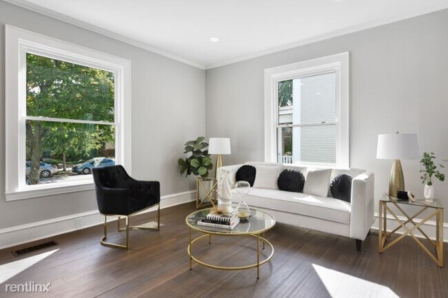 Foto del edificio - 4 br, 3 bath House - 3240 Holmes Ave S