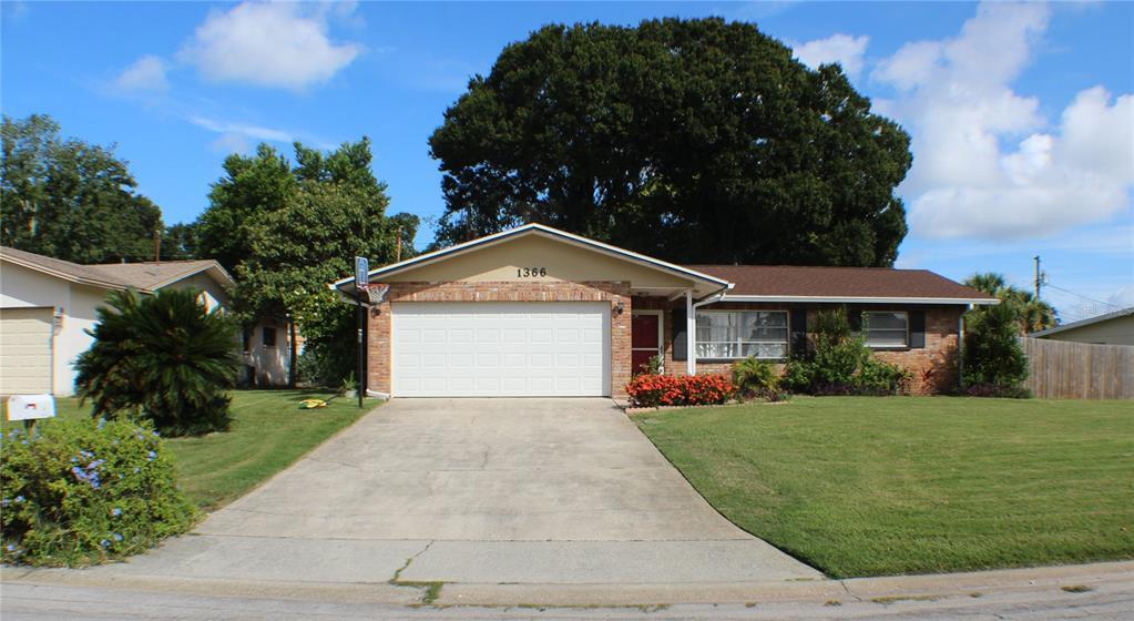 Primary Photo - 1366 Windsor Dr