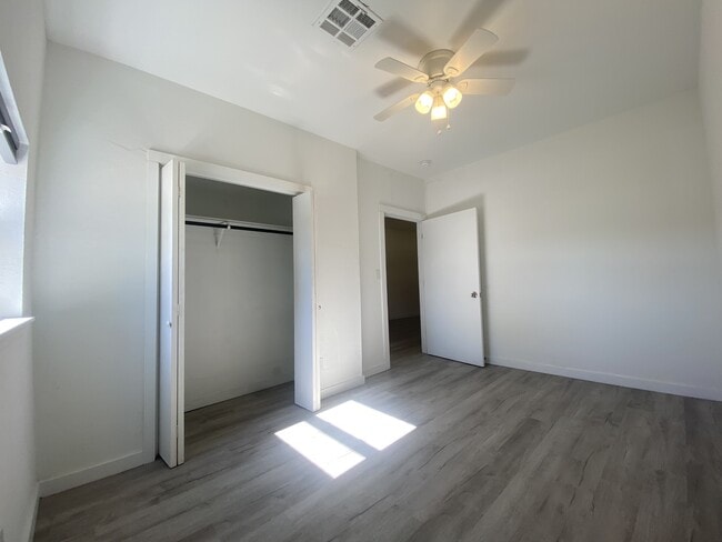 Foto del edificio - 404 N Findlay Ave