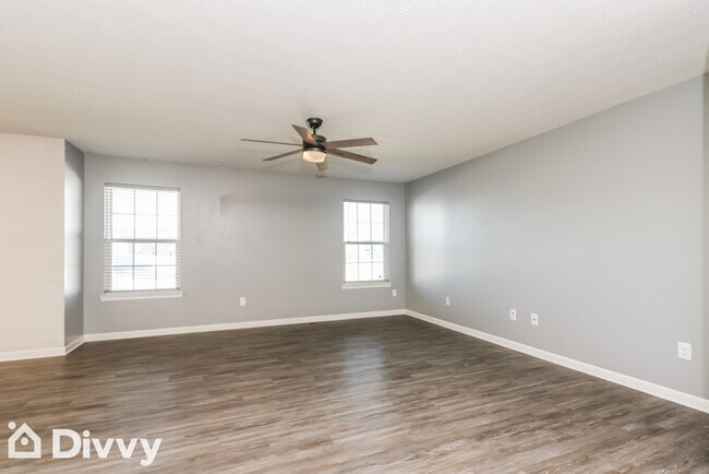Building Photo - 7453 Timber Valley Dr